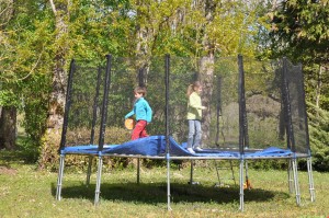 Trampoline géant pour les enfants